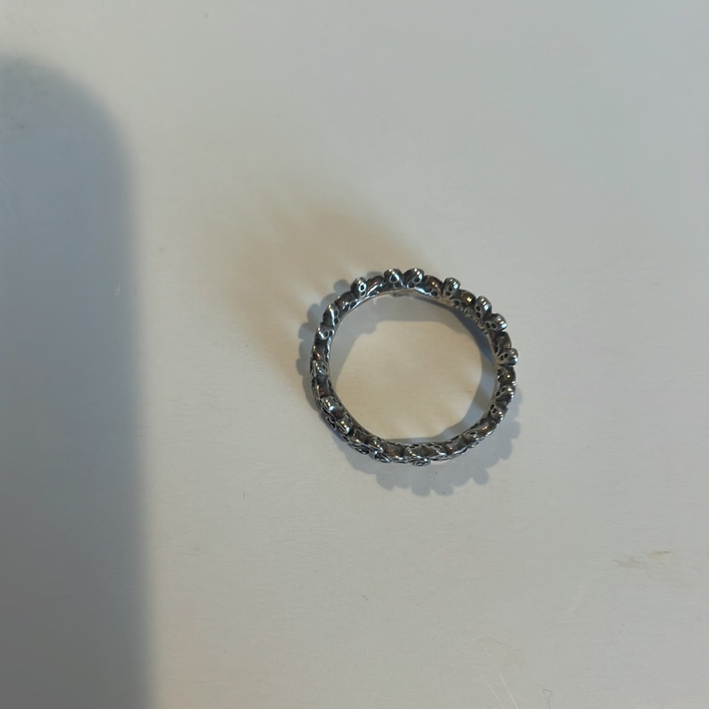 Flower ring - Picture 2 of 3